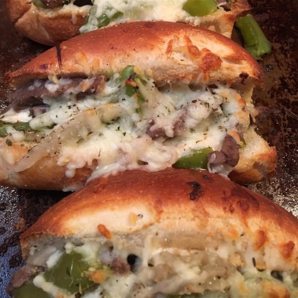 Delicious Cheesesteak Sandwich With Garlic Mayo