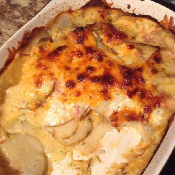 Cheesy Scalloped Potatoes