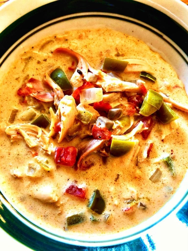 Slow Cooker Creamy Chicken Taco Soup