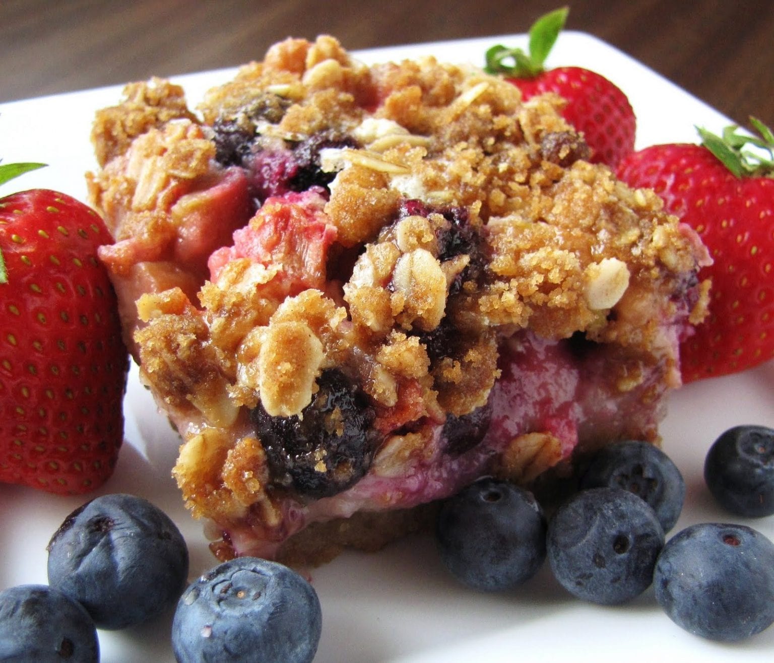 Very Berry Rhubarb Bars With Cinnamon Shortbread Crust