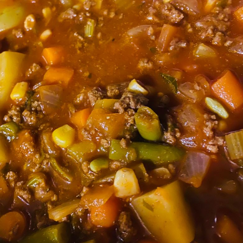 Grandma’s Hamburger & Vegetable Soup