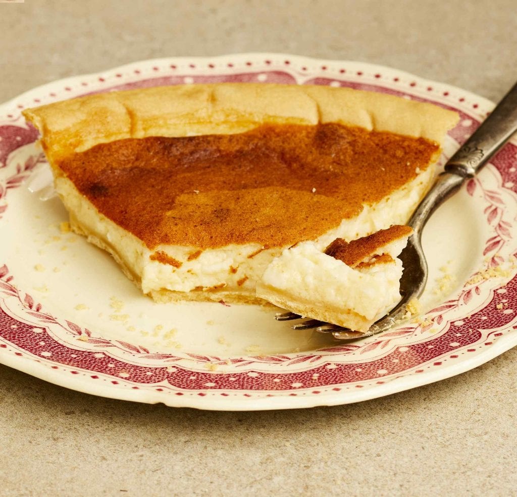 Lemony Amish Custard Cottage Cheese Pie