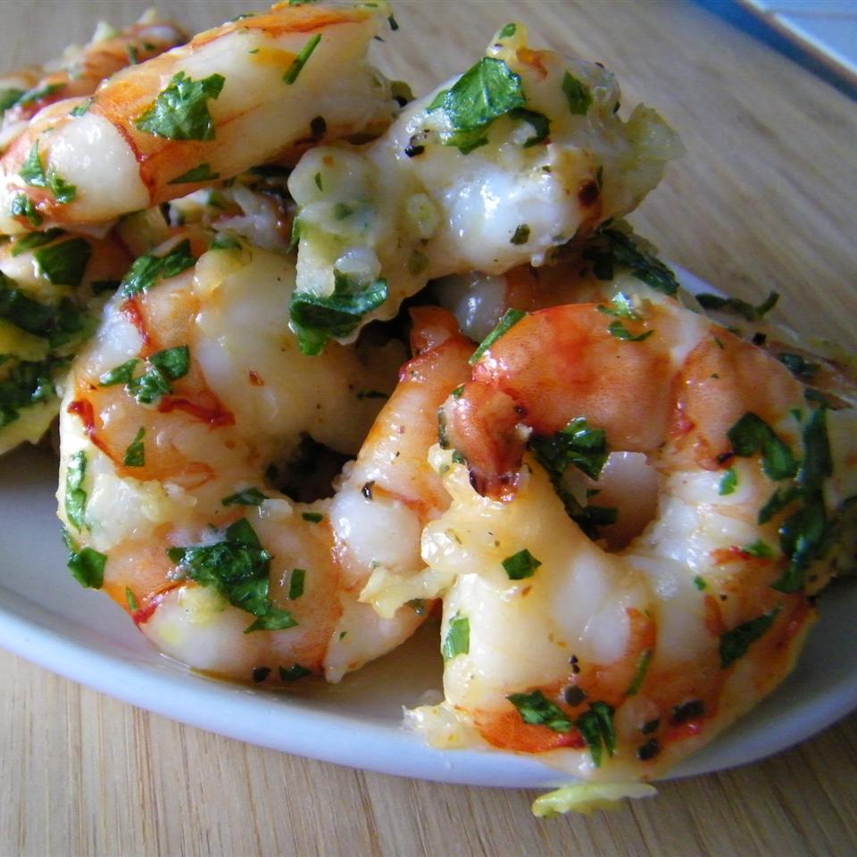 Simple Buttery Garlic Shrimp With Parsley