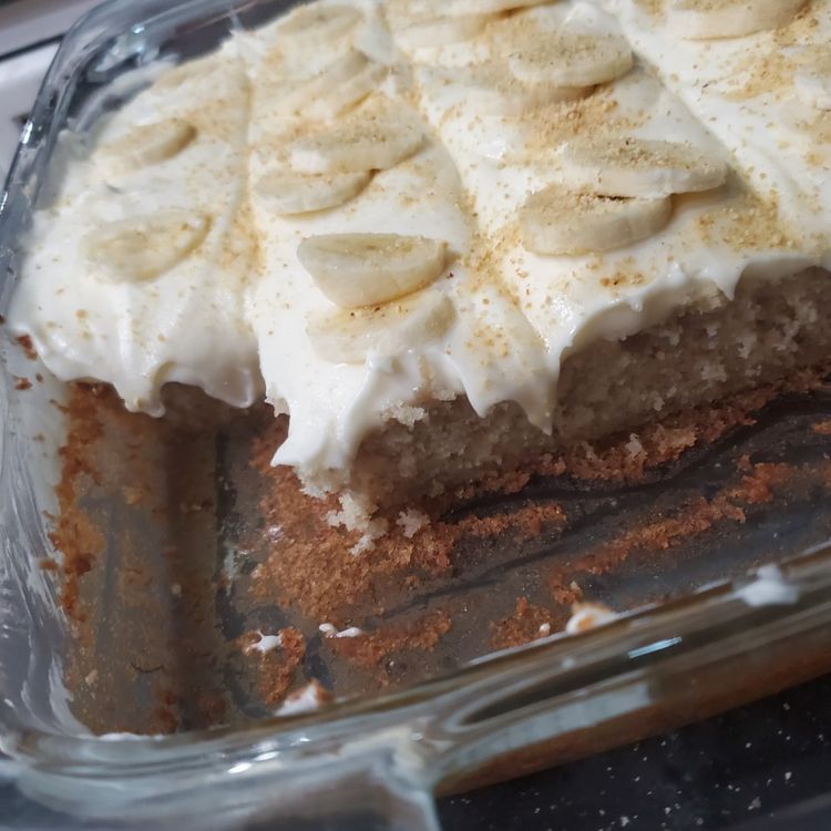 BANANA CAKE WITH CREAM CHEESE FROSTING