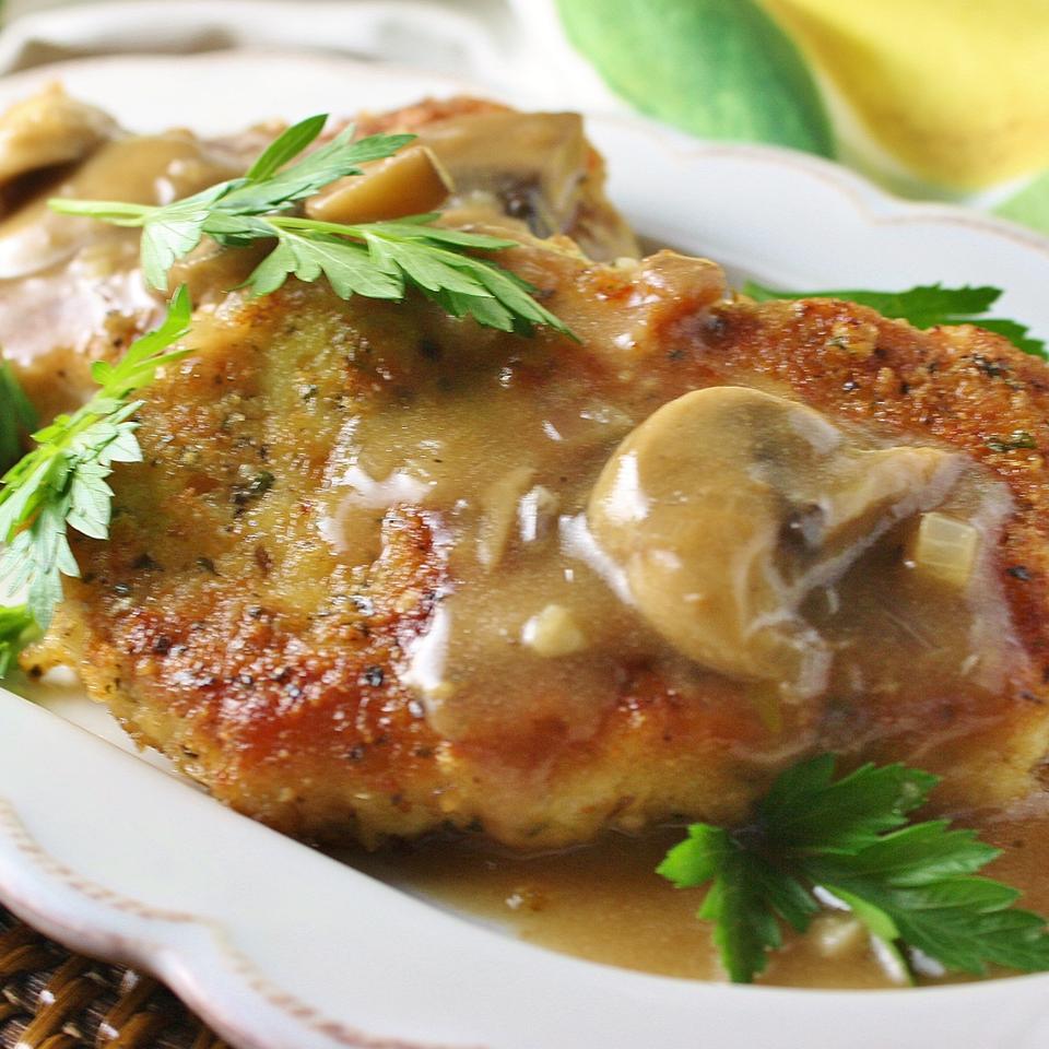 Butter Schnitzel With Mushroom Gravy