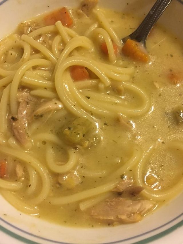 Crack Chicken Noodle Soup Skinny & Tasty
