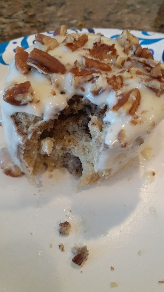 Cinnamon Roll Cake with Cream Cheese Glaze