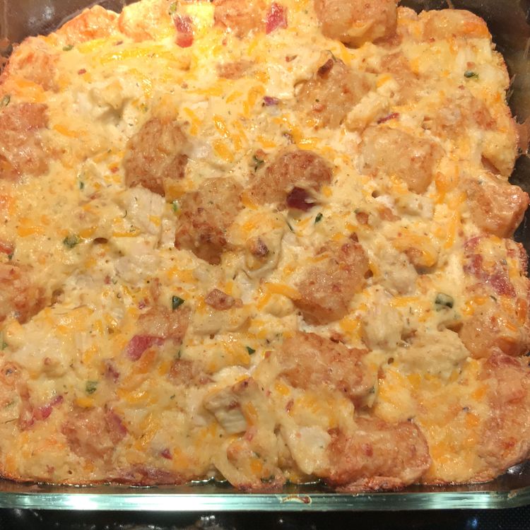 CRACKED OUT CHICKEN TATER TOT CASSEROLE