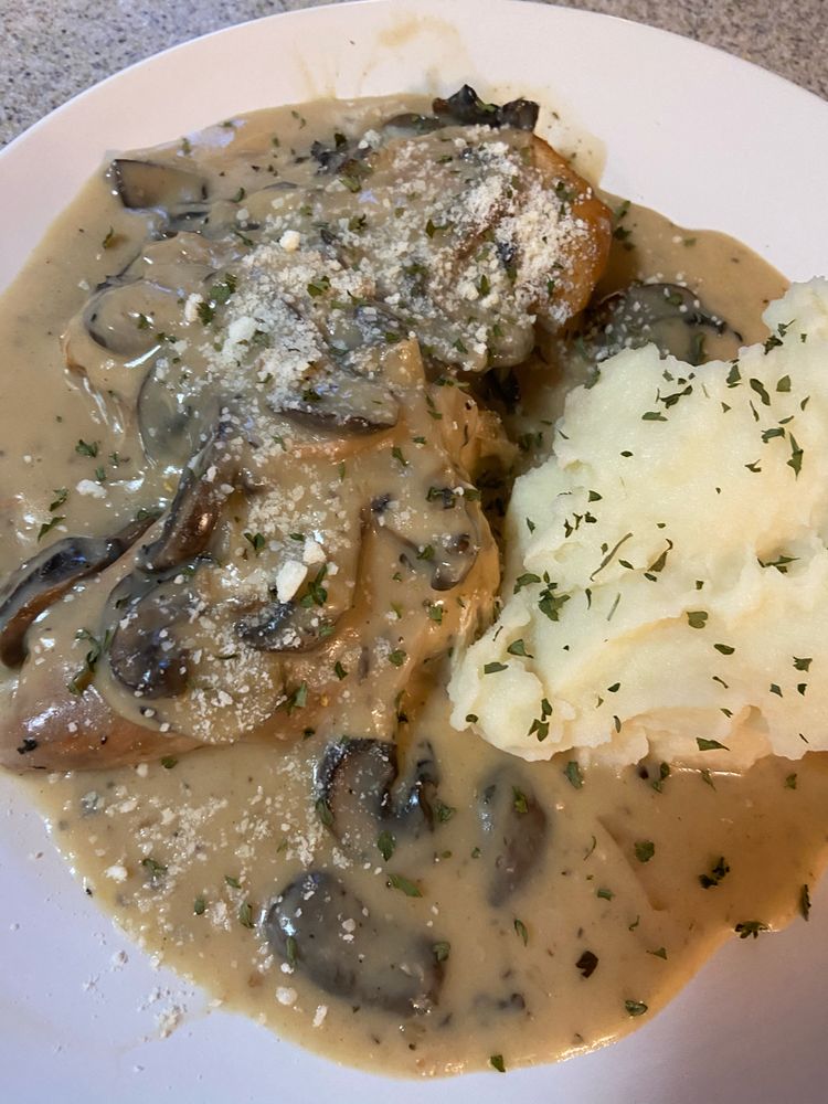 Slow Cooker Chicken Marsala