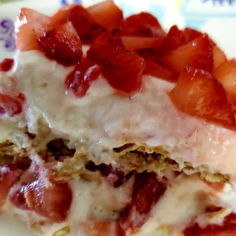 No Bake Strawberry Cheesecake Lasagna