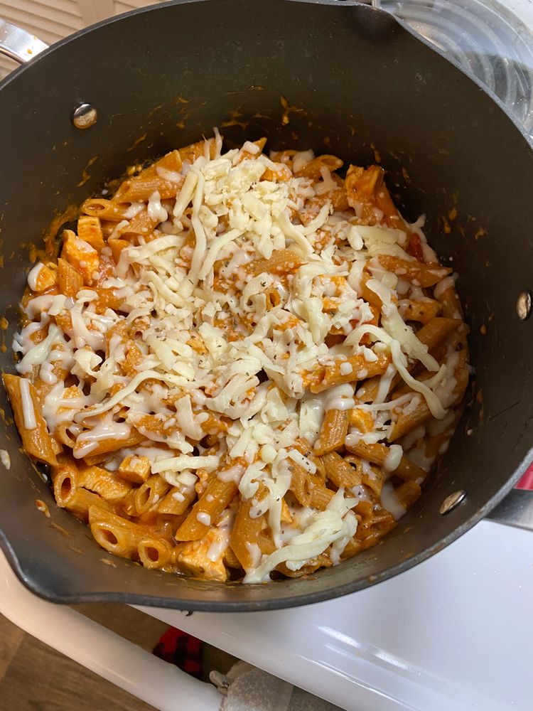 One Pot Chicken Parmesan Pasta