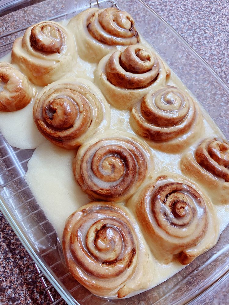 “Apple Dumpling” Cinnamon Rolls