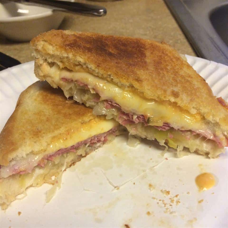 Better-Than-the-Deli Reuben Sandwiches