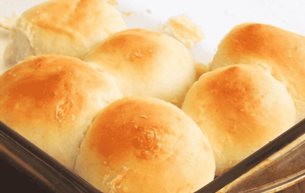 Old-Fashioned Soft and Buttery Yeast Rolls