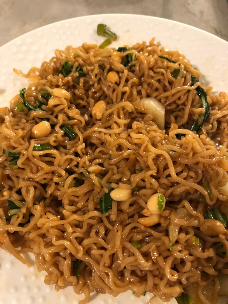 Sesame Garlic Ramen Noodles