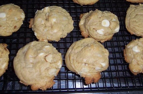 These White Chocolate Macadamia Nut Cookies Are a Fan-Favorite