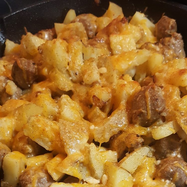 CHEESY SMOKED SAUSAGE AND POTATO CASSEROLE