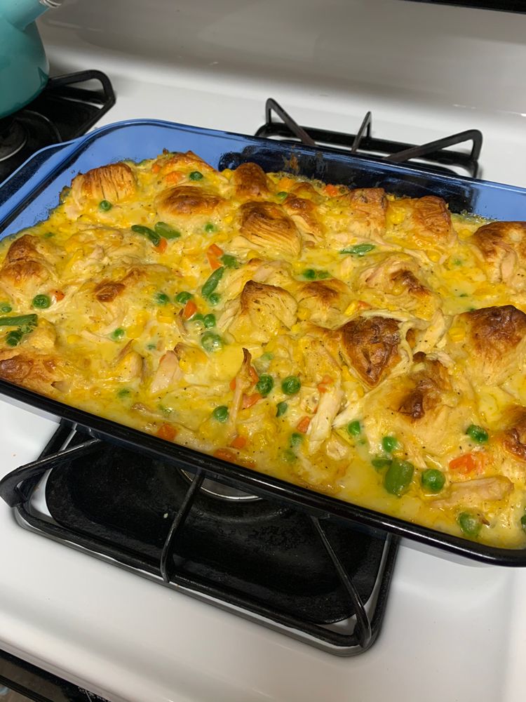 Chicken Pot Pie Bubble Up Casserole