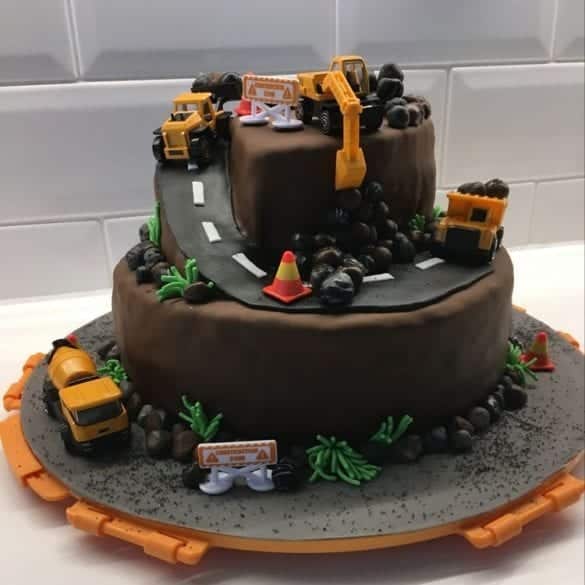 Construction Site Cake – Skinny & Tasty Recipes