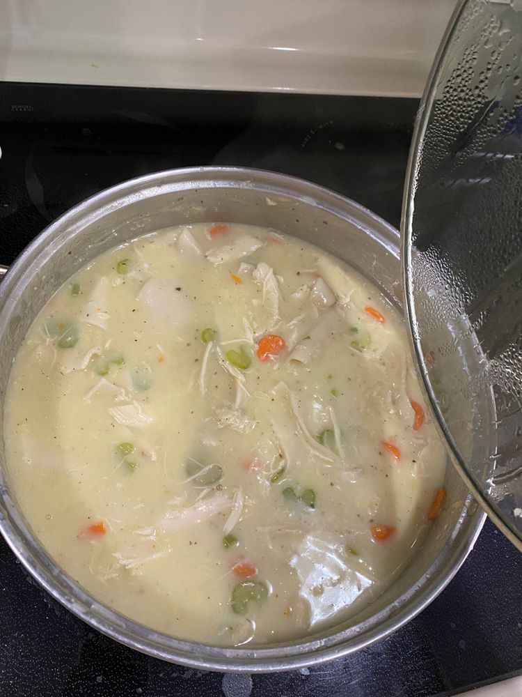 Old Fashioned Homemade Chicken and Dumplings
