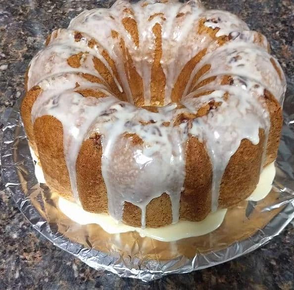 Pecan Sour Cream Pound Cake