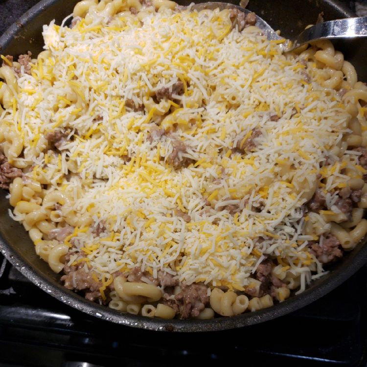 Philly Cheesesteak Hamburger Helper