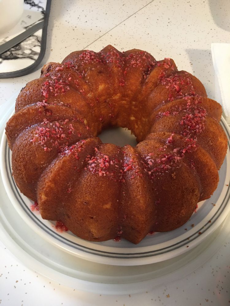 Strawberry Cream Cheese Pound Cake