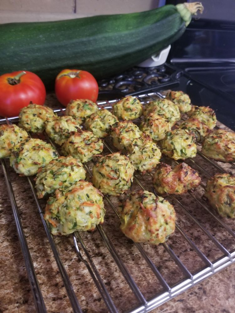 Zucchini Garlic Bites