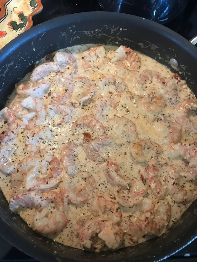 Creamy Garlic Tuscan Shrimp