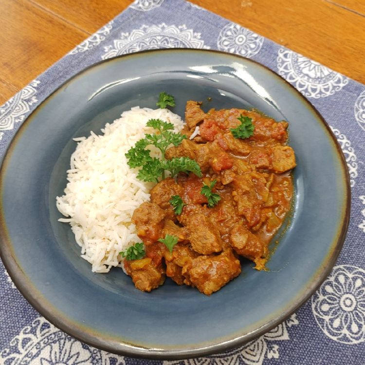 INSTANT POT INDIAN BEEF CURRY