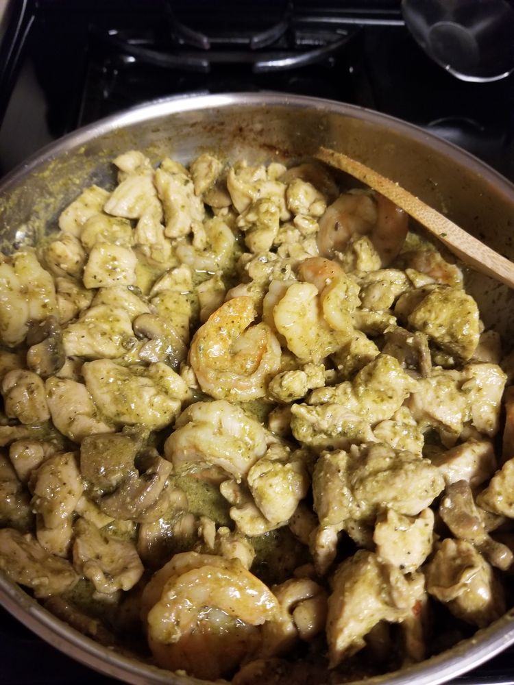 Pesto Shrimp with Mushrooms