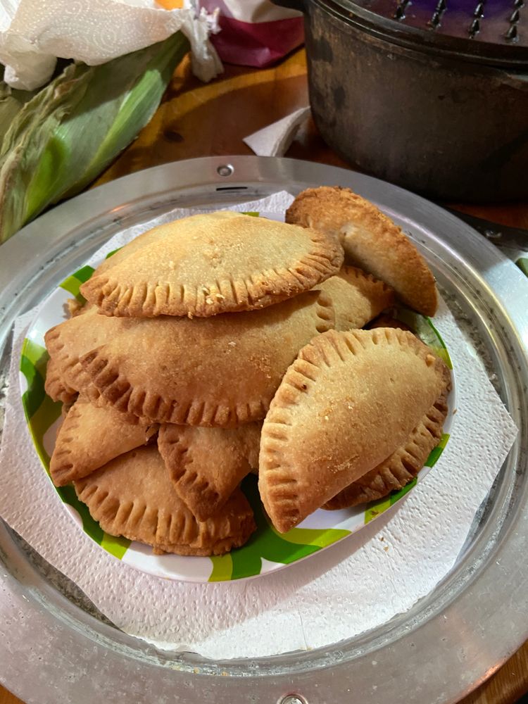 APPLE HAND PIES
