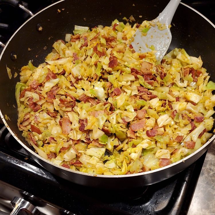 Easy Bacon Fried Cabbage