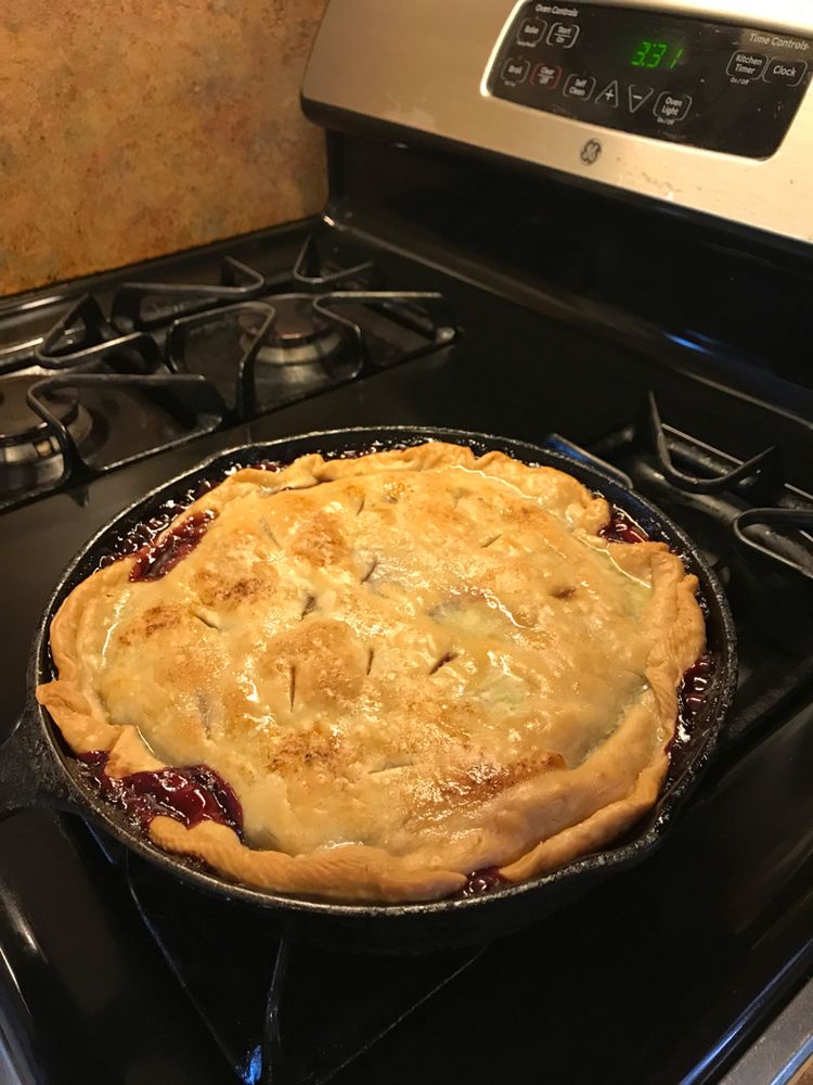 MIMI’S FAMOUS SKILLET BLACKBERRY COBBLER