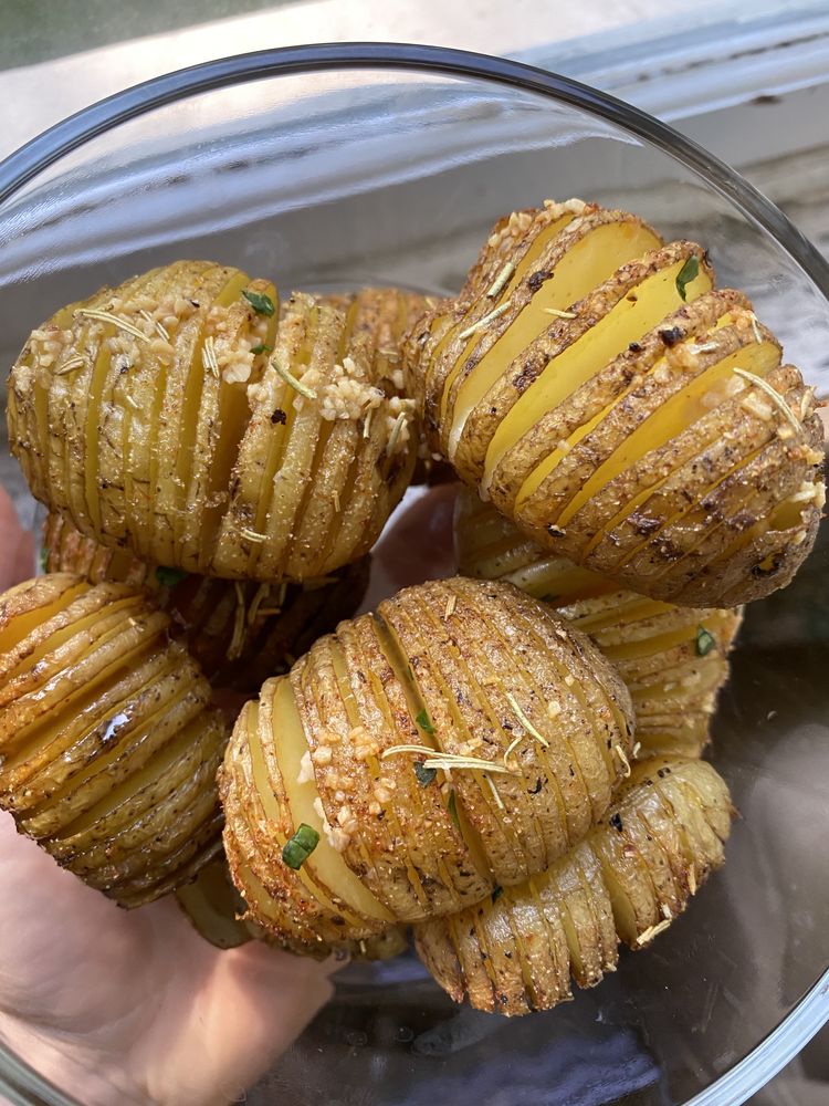 MINI HASSELBACK POTATOES