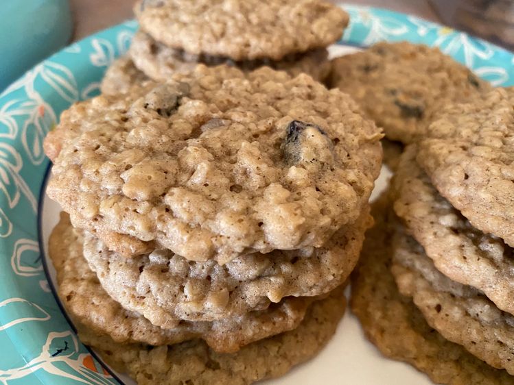 Crispy-Chewy Oatmeal Raisin Cookies