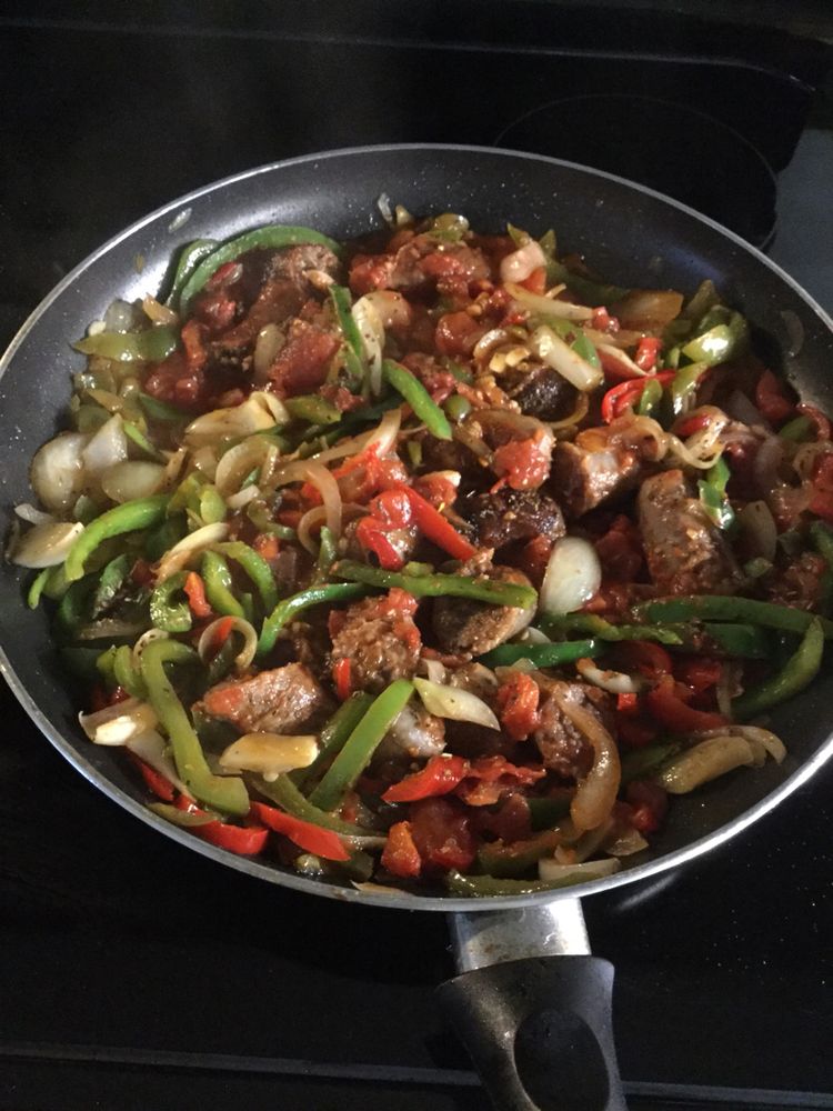 ITALIAN SAUSAGE AND PEPPERS