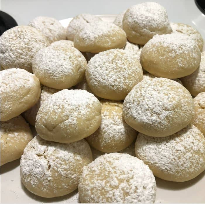 Italian Butterball Cookies