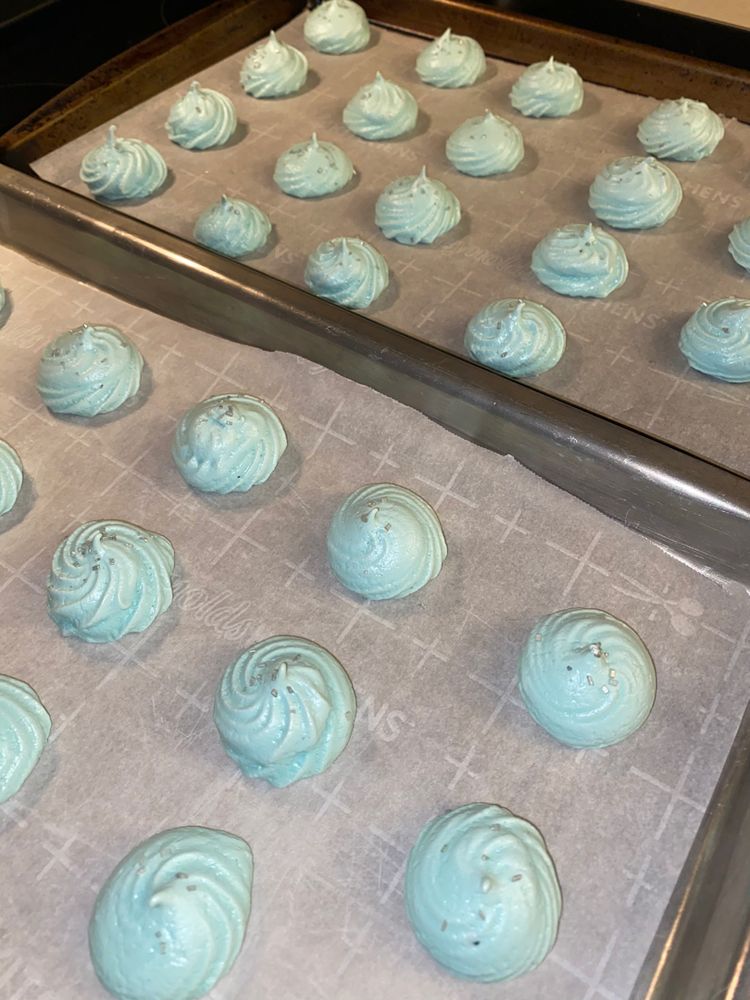 Simple Meringue Cookies