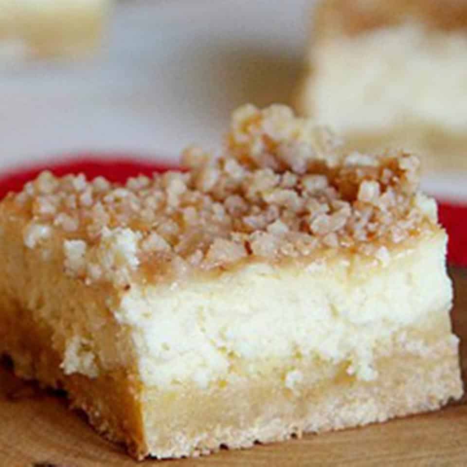 Mom’s Cheesecake Cookie Bars