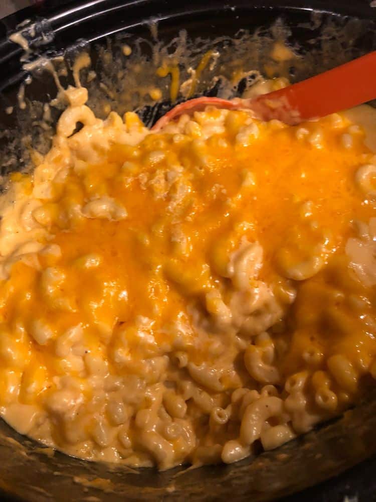 Slow Cooker Macaroni & Cheese