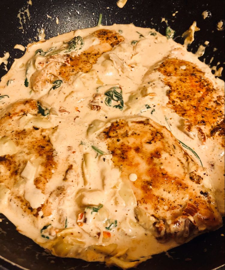 Creamy Tuscan Chicken with Spinach and Artichokes