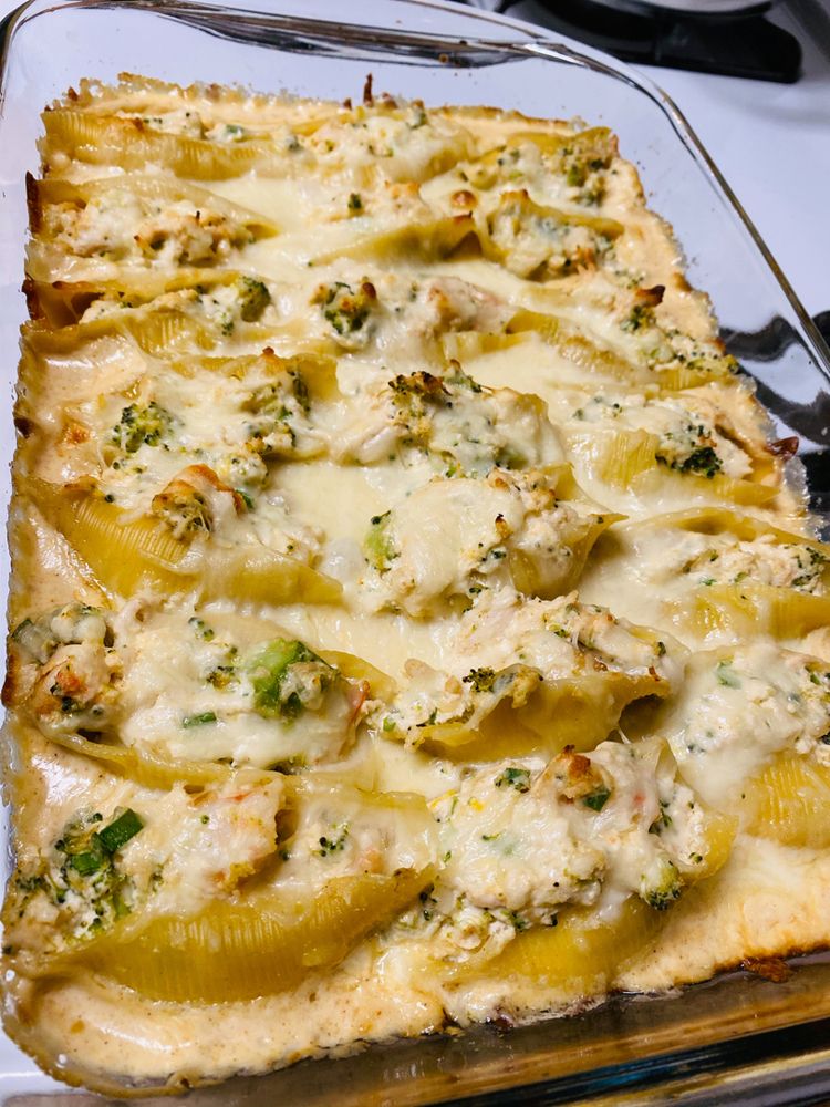 Cajun Chicken Alfredo Stuffed Shells