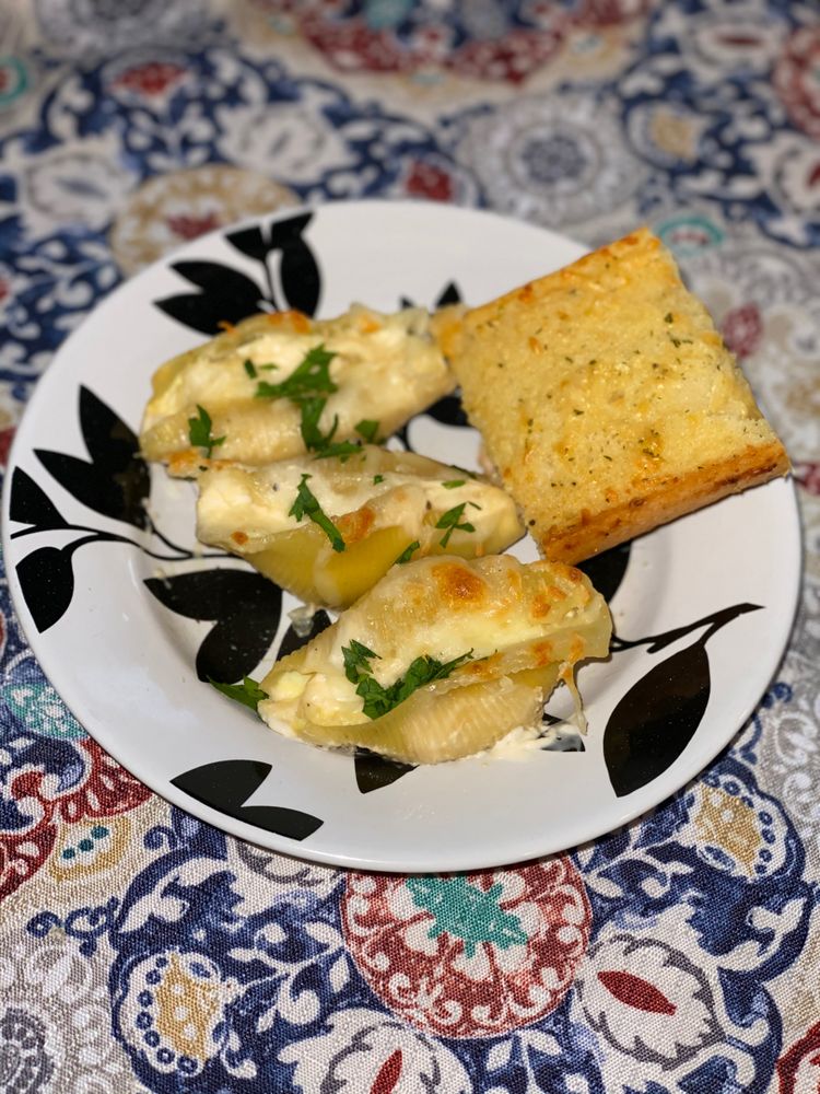 Chicken Alfredo Stuffed Shells Recipe