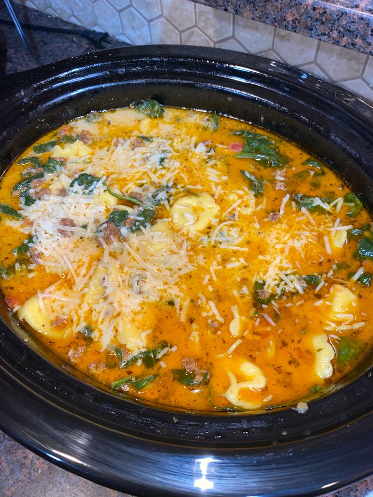 Creamy Italian Tortellini Soup (Crock Pot, Instant Pot)