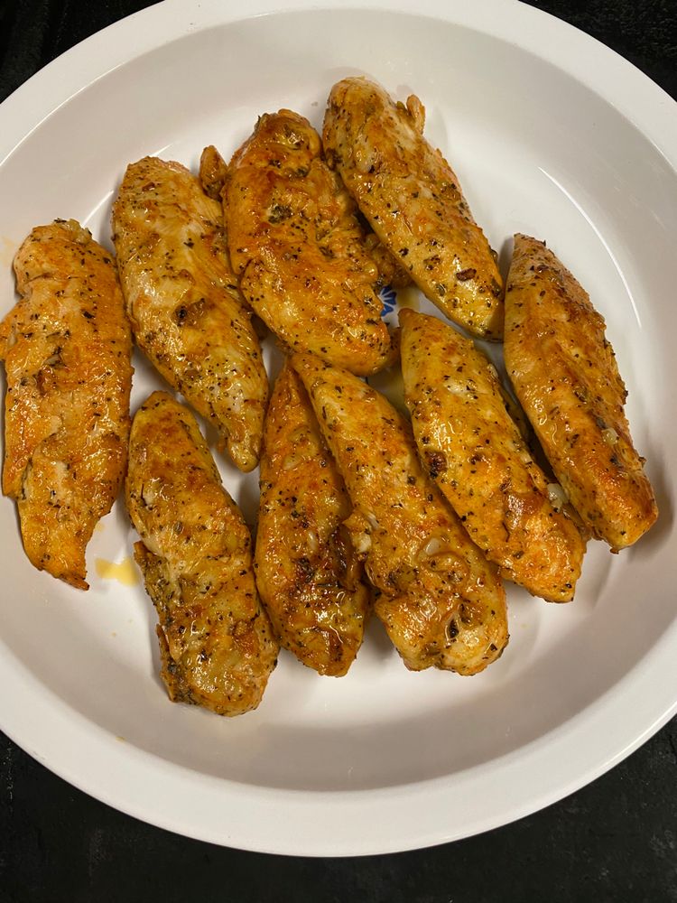 GARLIC BUTTER CHICKEN TENDERS (THE BEST!)