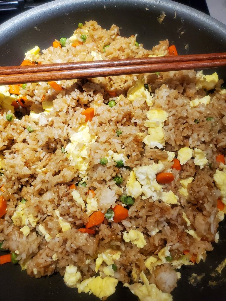 Chicken Fried Rice (鸡肉炒饭)