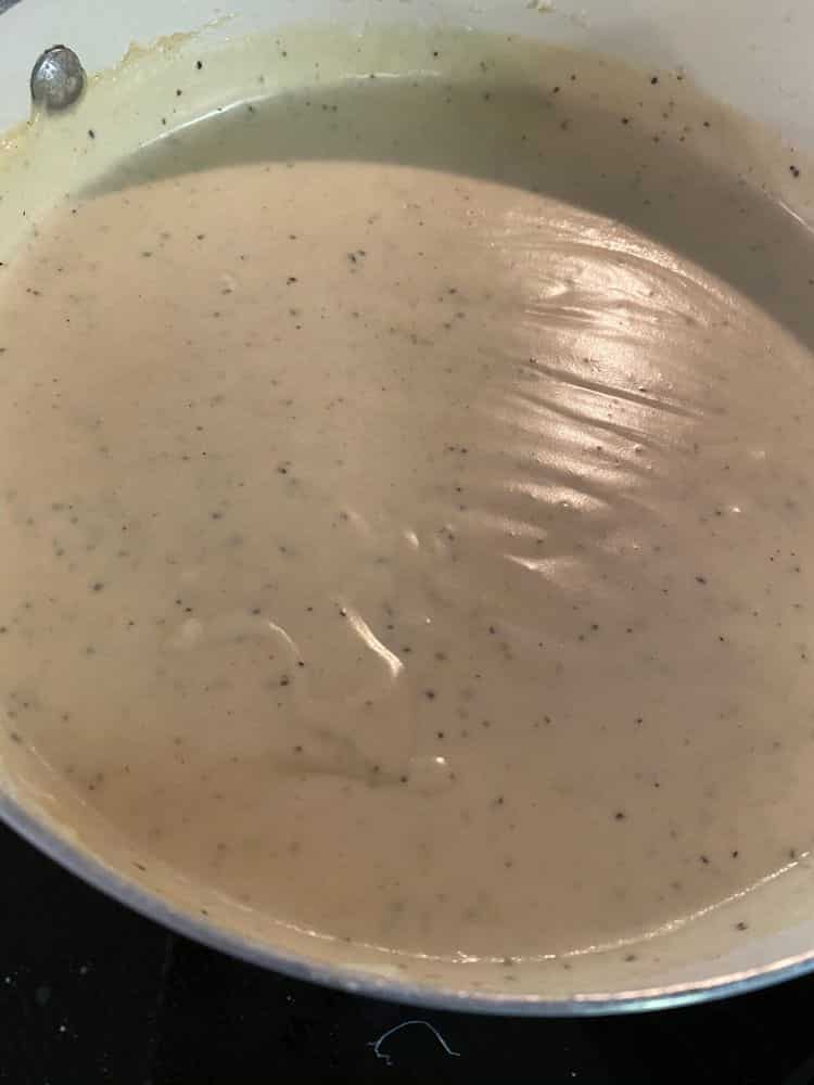 Easy Homemade White Gravy Recipe