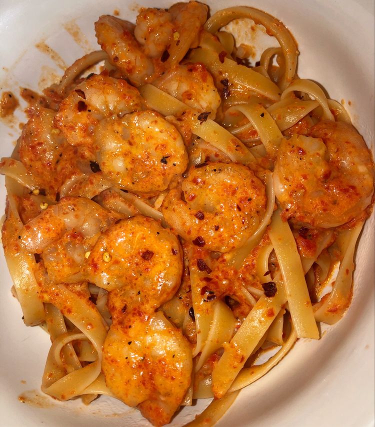 Shrimp Fettuccine with Roasted Pepper Sauce