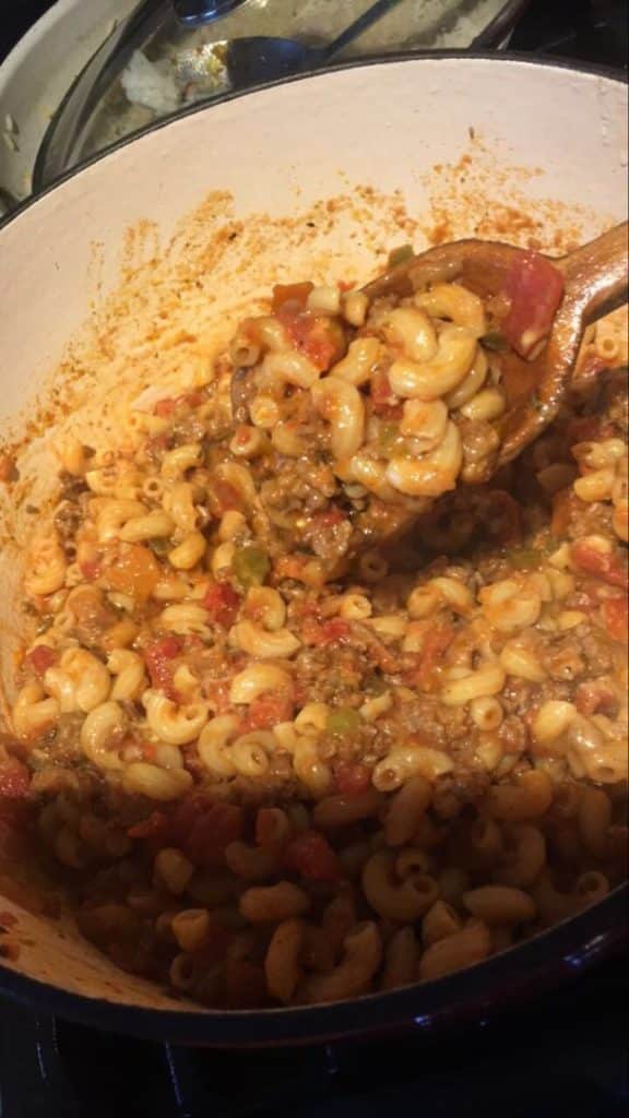 ONE-POT AMERICAN GOULASH